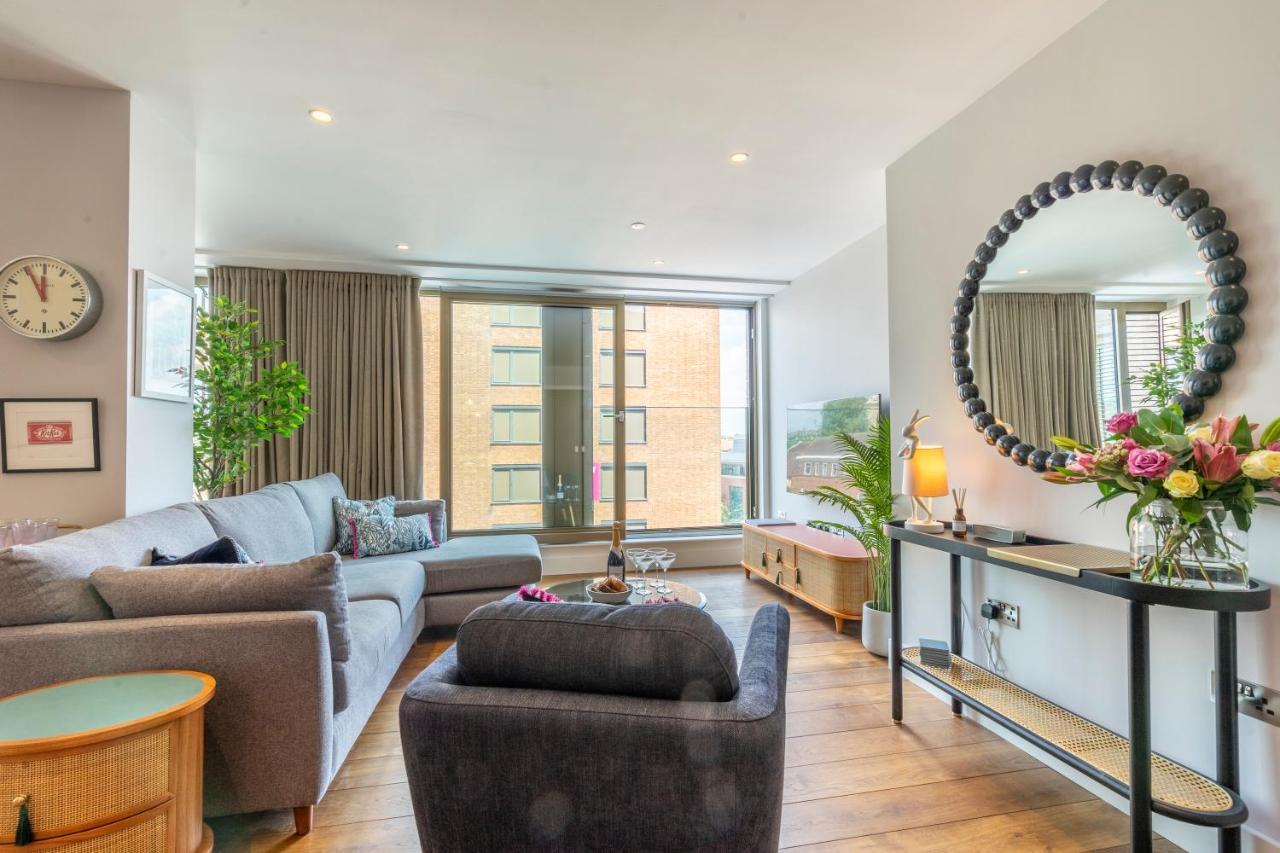شقة Out Of Office @ Ryedale House يورك المظهر الخارجي الصورة